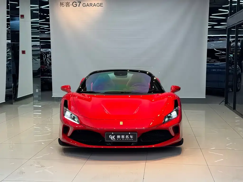 Ferrari F8 — фото 9