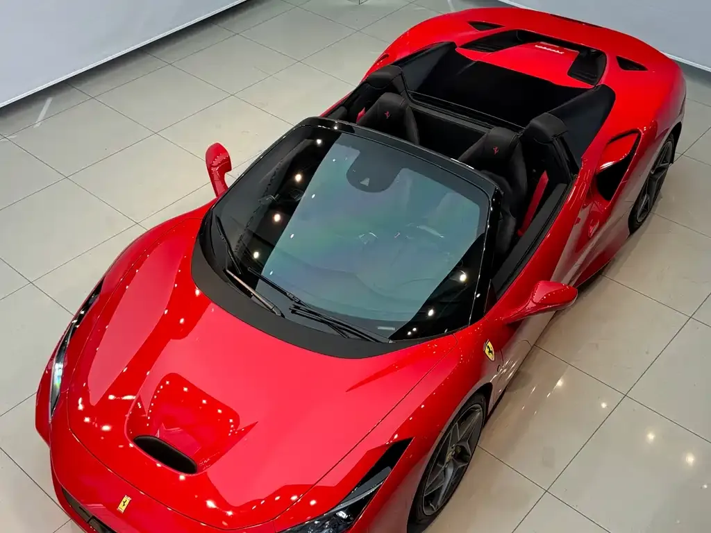 Ferrari F8 — фото 7