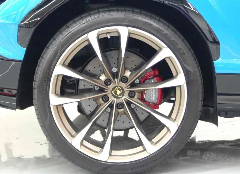 Lamborghini Urus 2023 из KR, фото 9