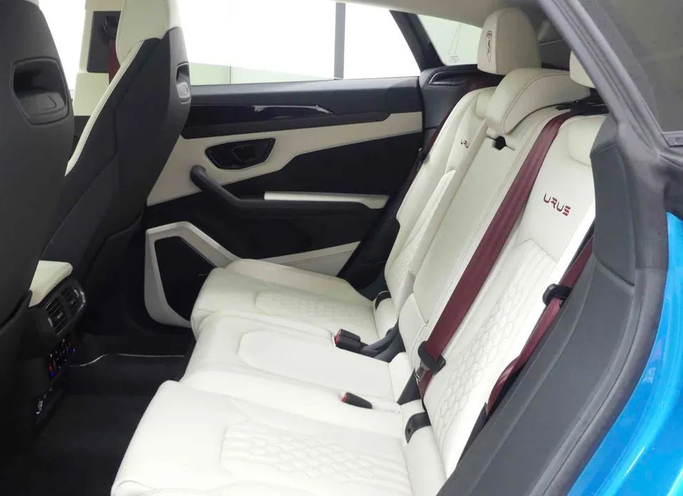 Lamborghini Urus 2023 из KR, фото 6