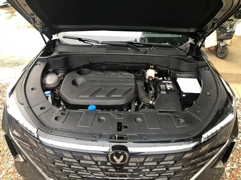 Changan UNI-Z 2024 из CN, фото 5