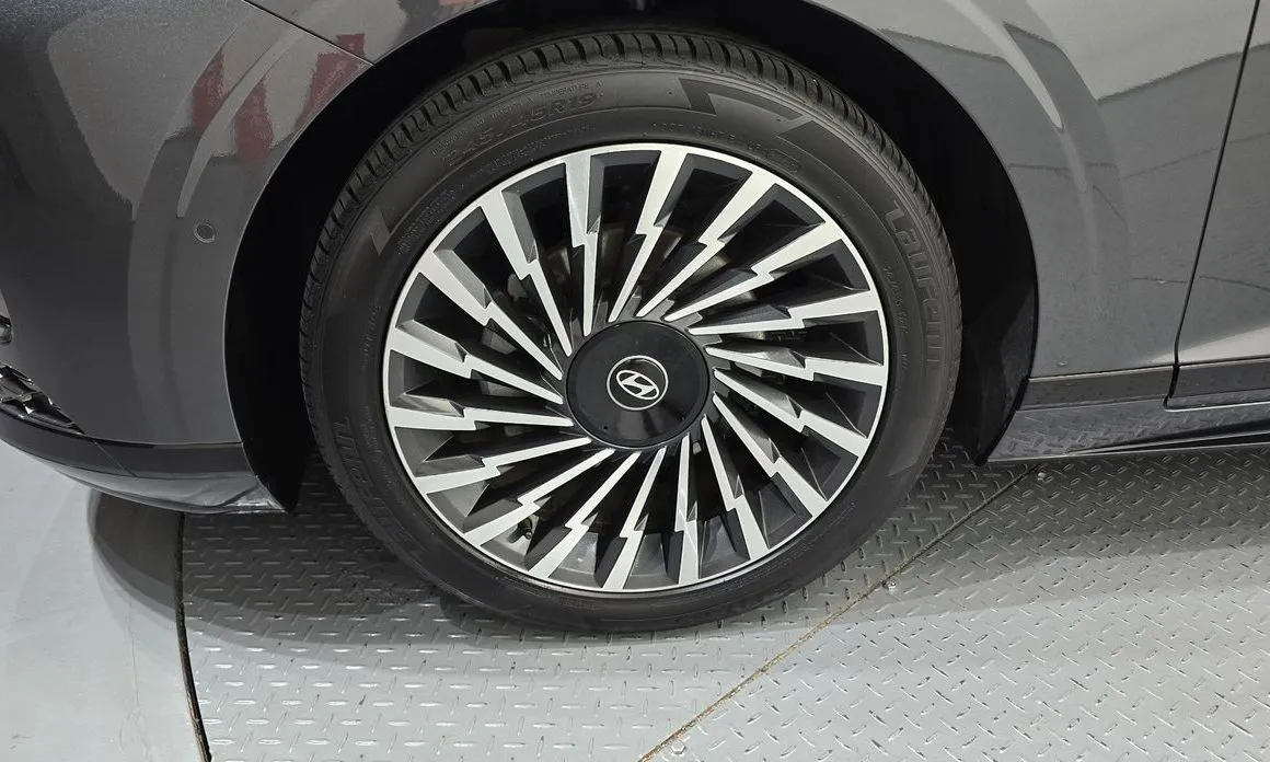 Hyundai Grandeur 2024 из KR, фото 10