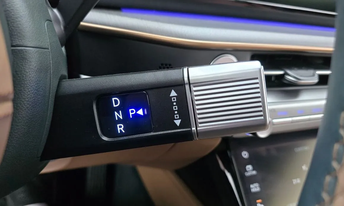 Hyundai Grandeur 2024 из KR, фото 2