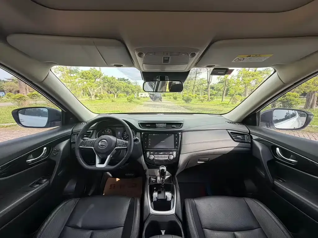 Nissan X-Trail 2021 из CN, фото 2