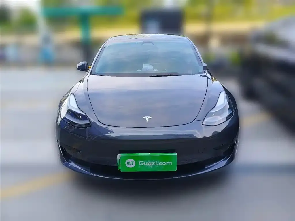 Tesla Model 3 — фото 2