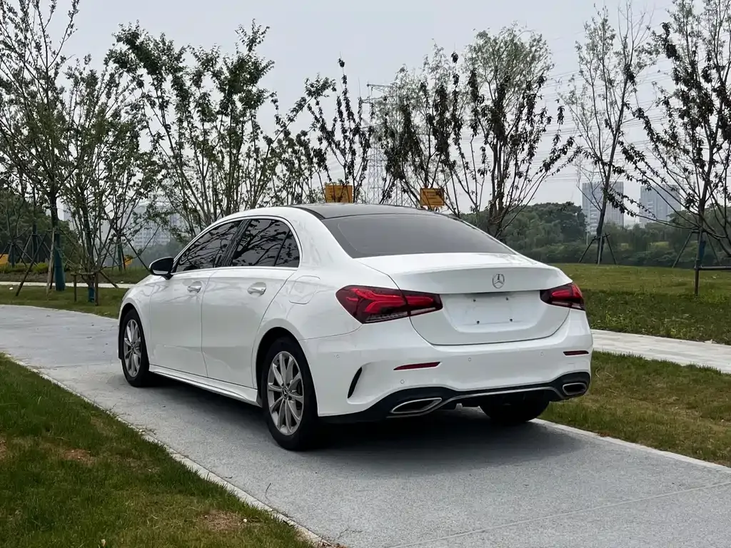 Mercedes-Benz A-Class — фото 8