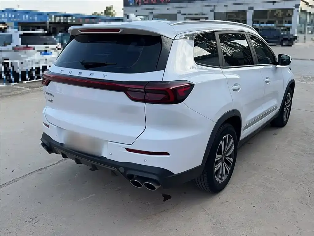 Chery Tiggo 8 — фото 8