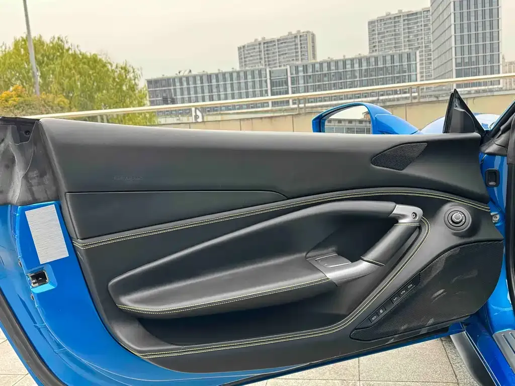 Ferrari F8 — фото 3