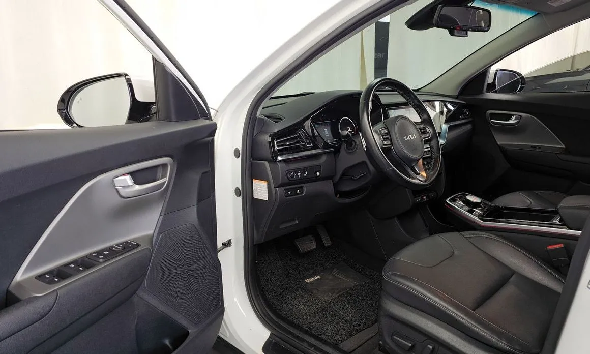 Kia Niro 2023 из KR, фото 4