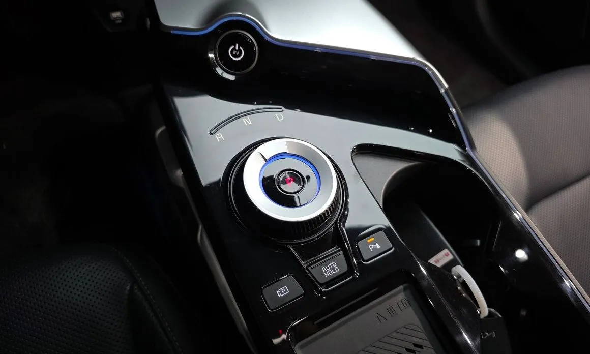 Kia EV6 — фото 3