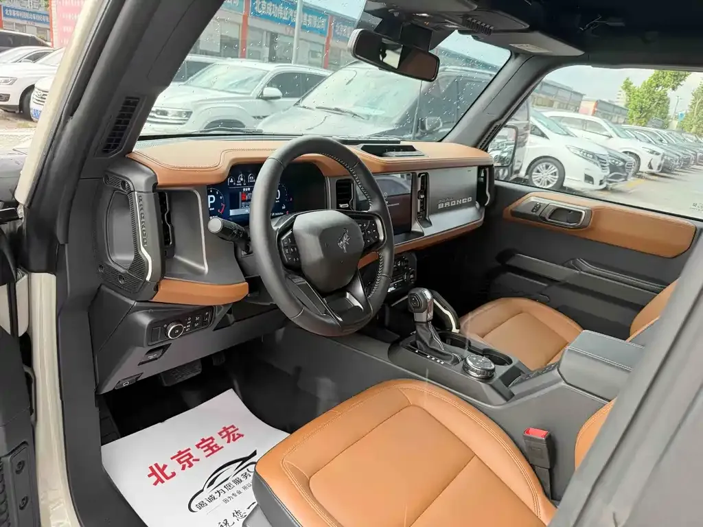 Ford Bronco 2024 из CN, фото 5