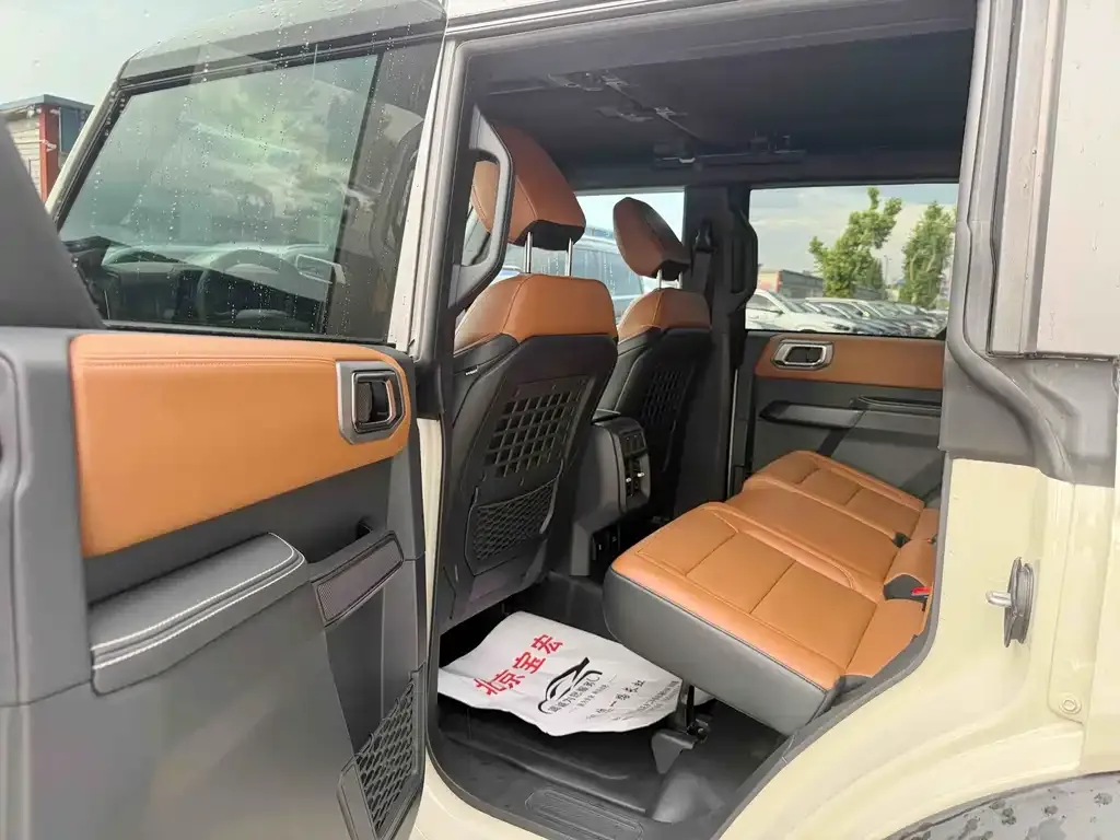 Ford Bronco 2024 из CN, фото 10