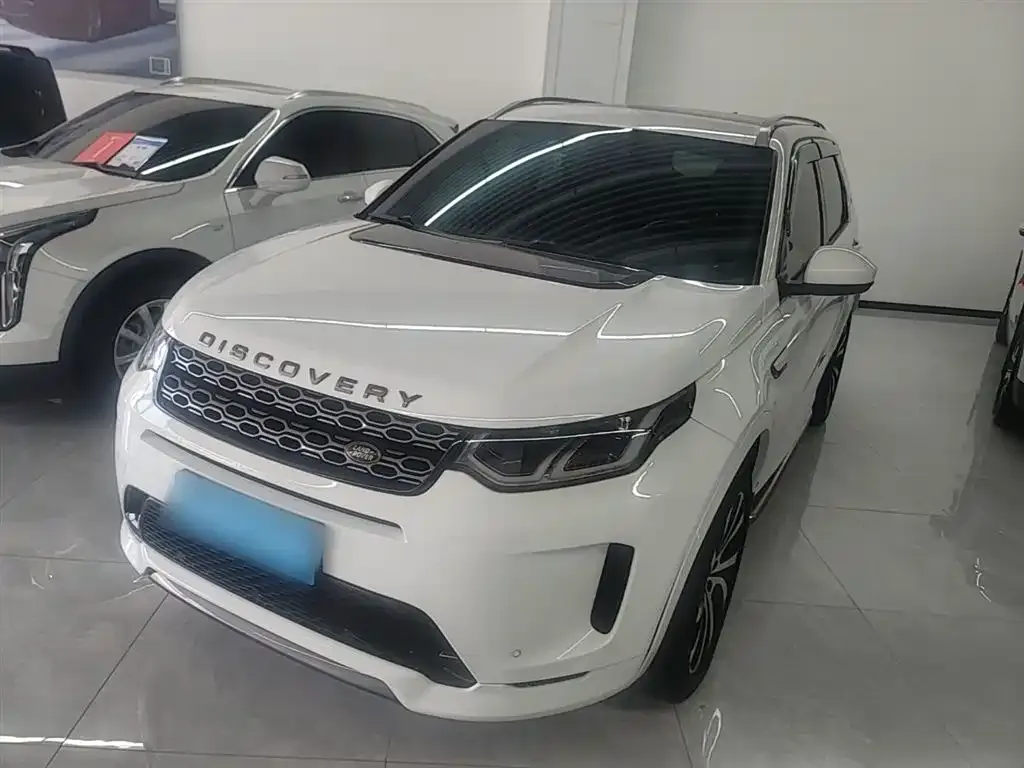 Land Rover Discovery Sport — фото 1