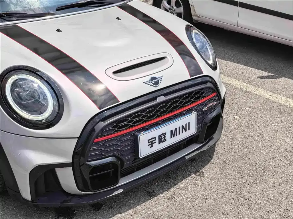 MINI JCW (John Cooper Works) — фото 7