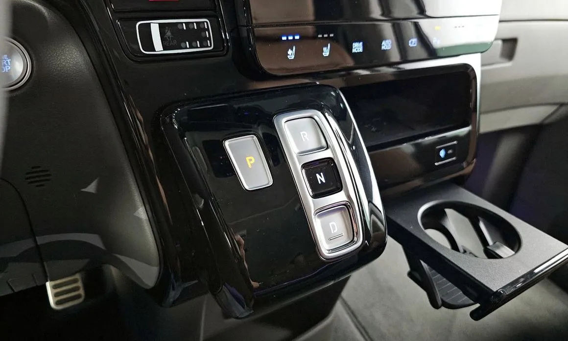 Hyundai Staria 2024 из KR, фото 9