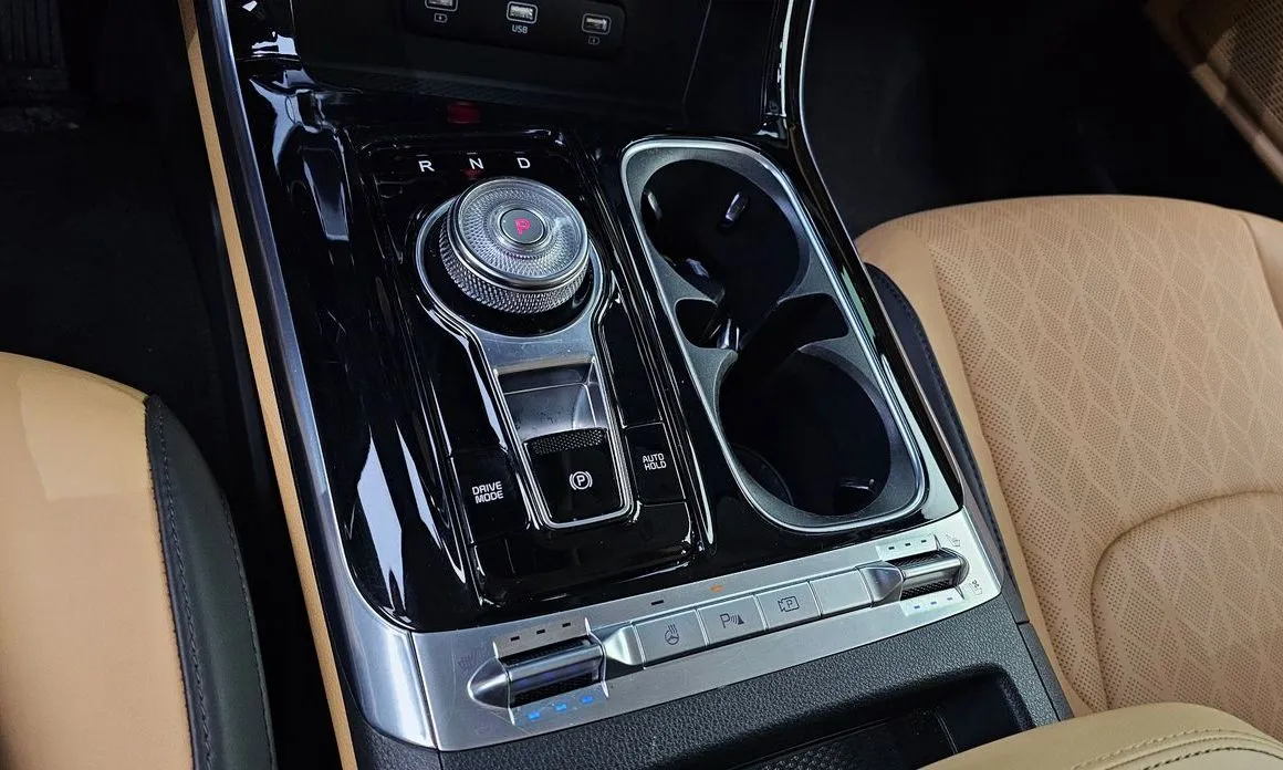Kia Carnival — фото 10