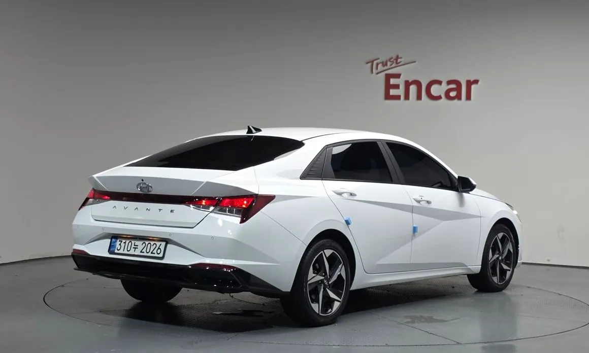 Hyundai AVANTE 2023 из KR, фото 3