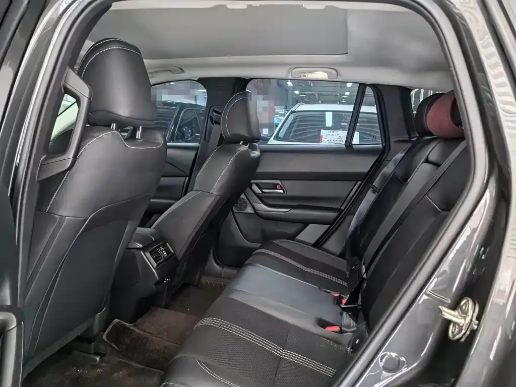 Mazda CX-50 2024 из CN, фото 4
