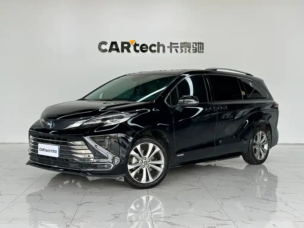 Toyota Sienna 2022 из CN, фото 1