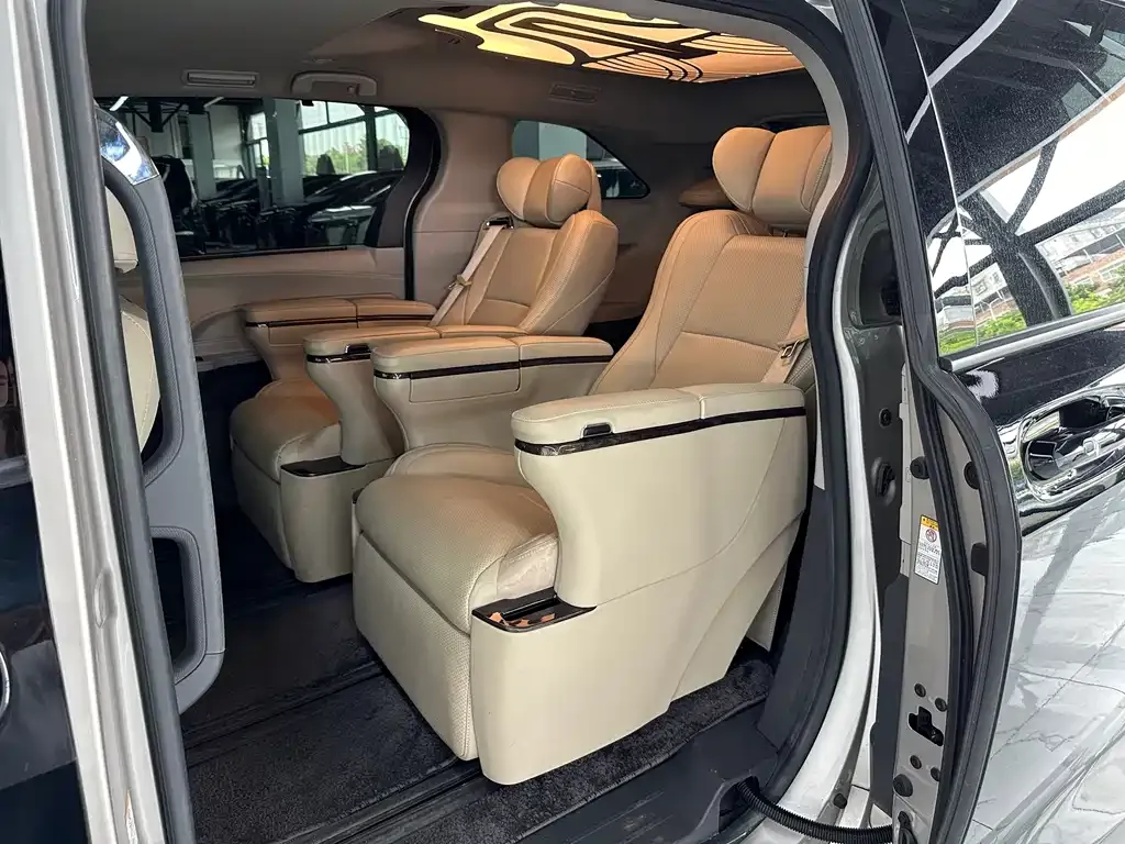 Toyota Sienna 2022 из CN, фото 9