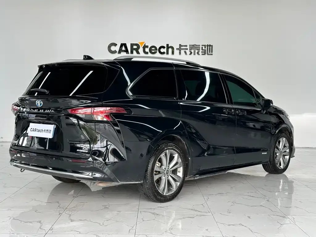 Toyota Sienna 2022 из CN, фото 7