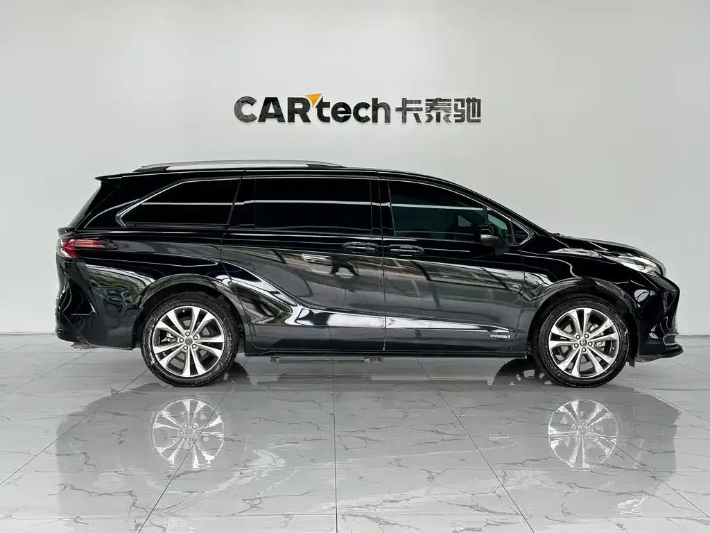 Toyota Sienna 2022 из CN, фото 6