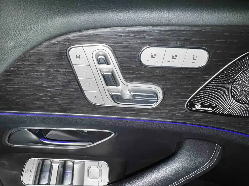 Mercedes-Benz GLS — фото 7