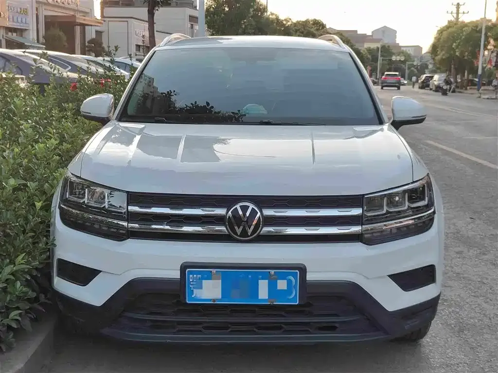 Volkswagen Tharu — фото 3