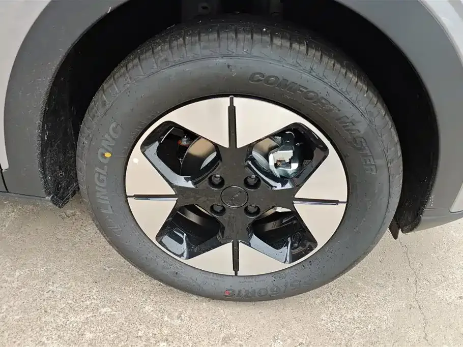 Geely Starburst — фото 10
