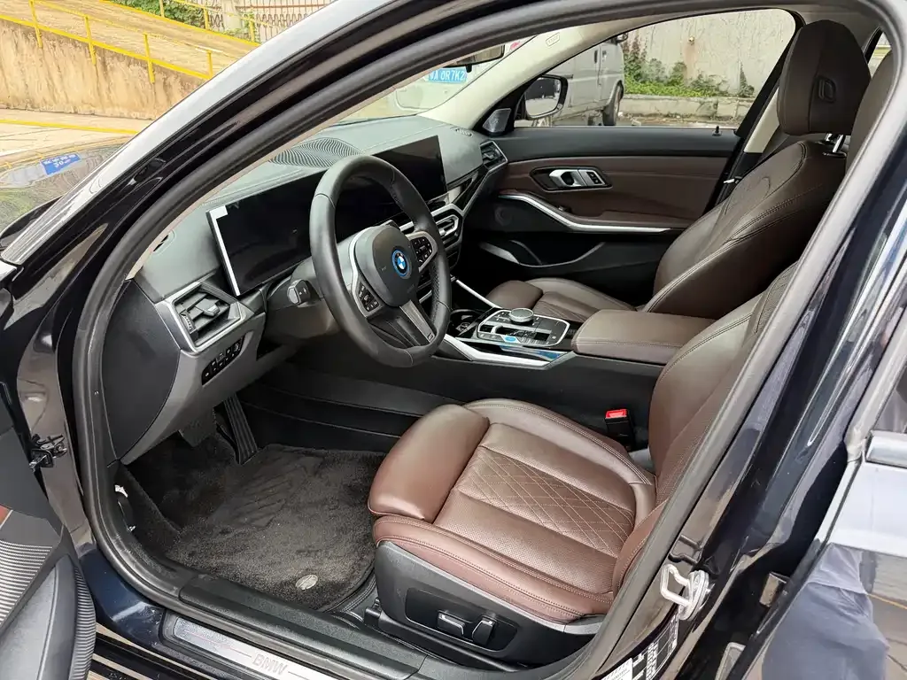 BMW i3 — фото 2