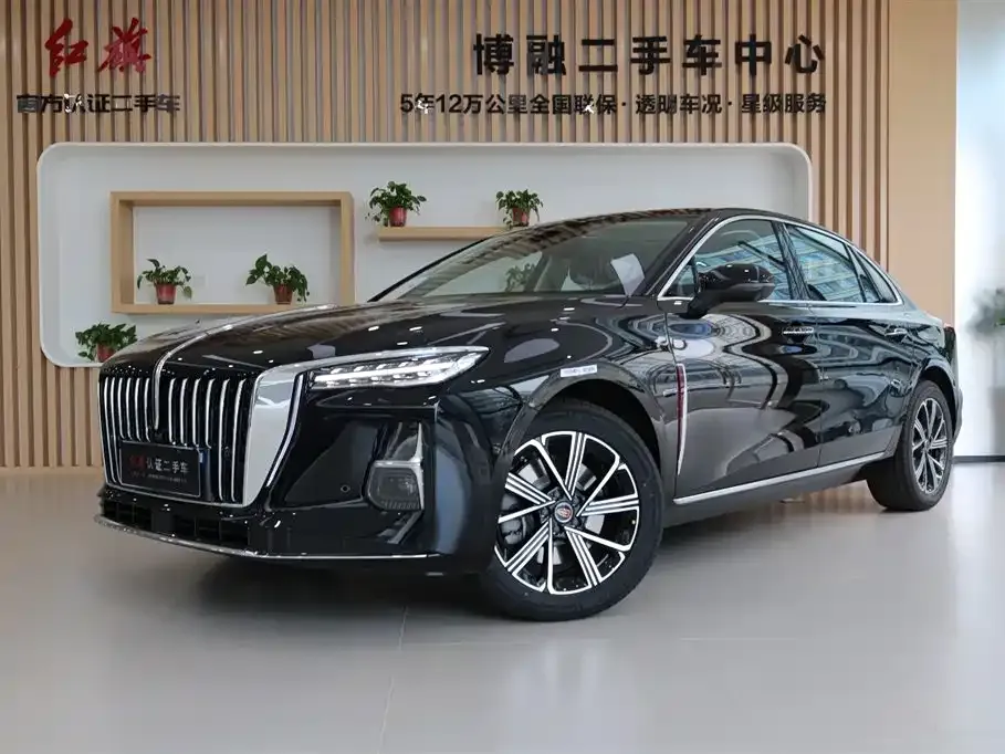 Hongqi H5 PHEV — фото 1