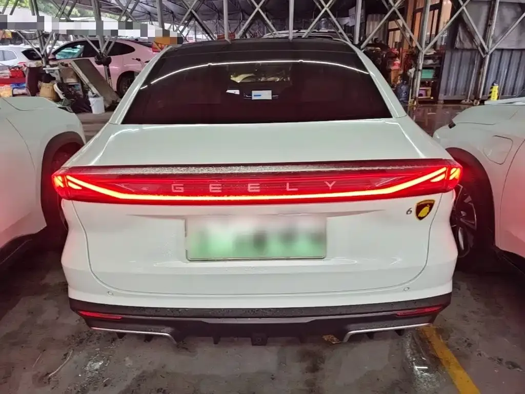 Geely Galaxy L6 2024 из CN, фото 10