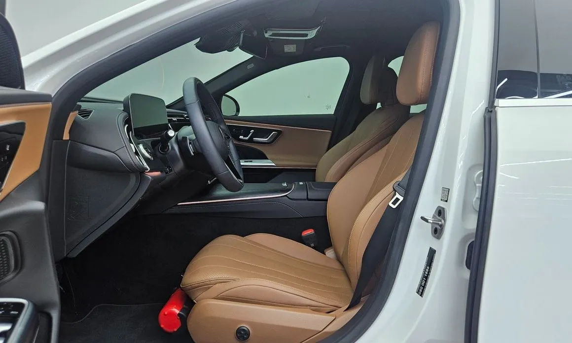 Mercedes-Benz E-Class 2025 из KR, фото 4