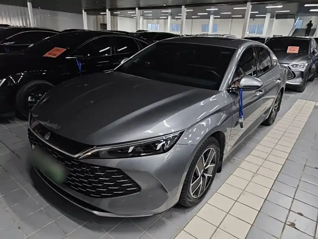 BYD Qin L — фото 10