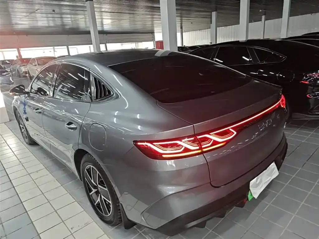 BYD Qin L — фото 9