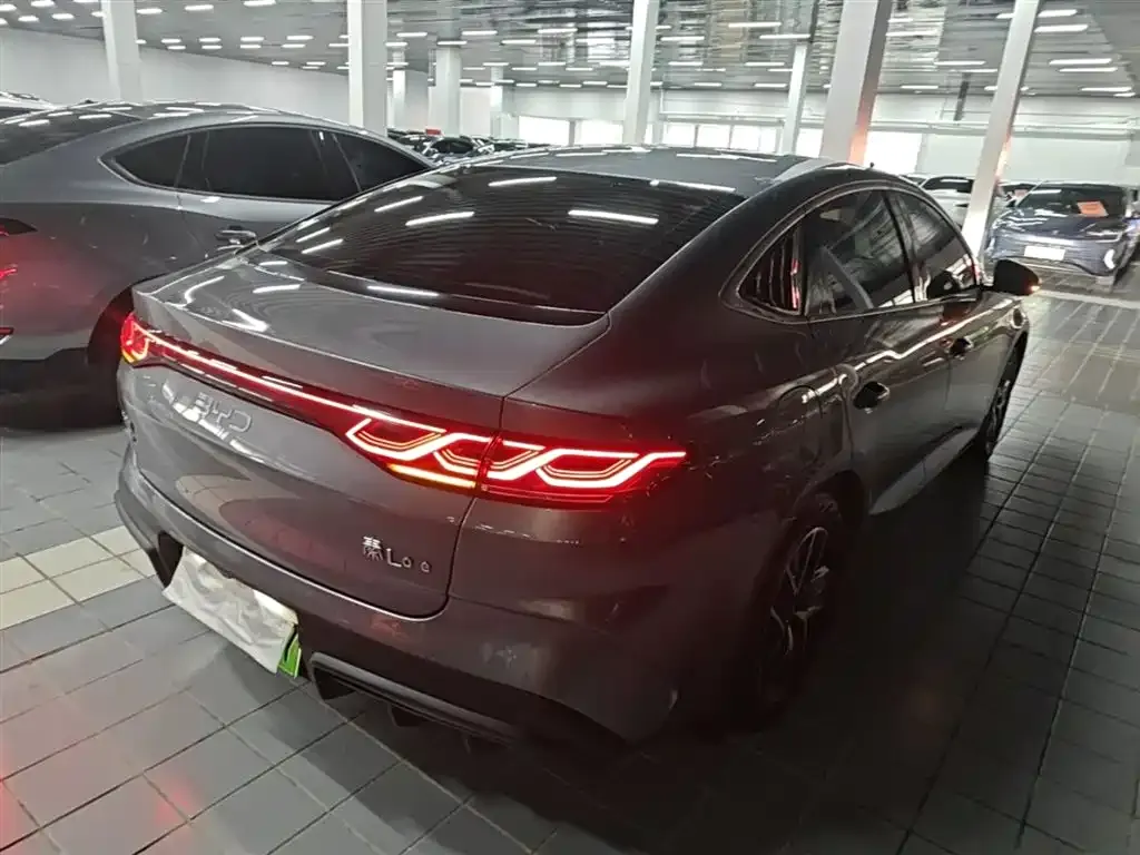 BYD Qin L — фото 7