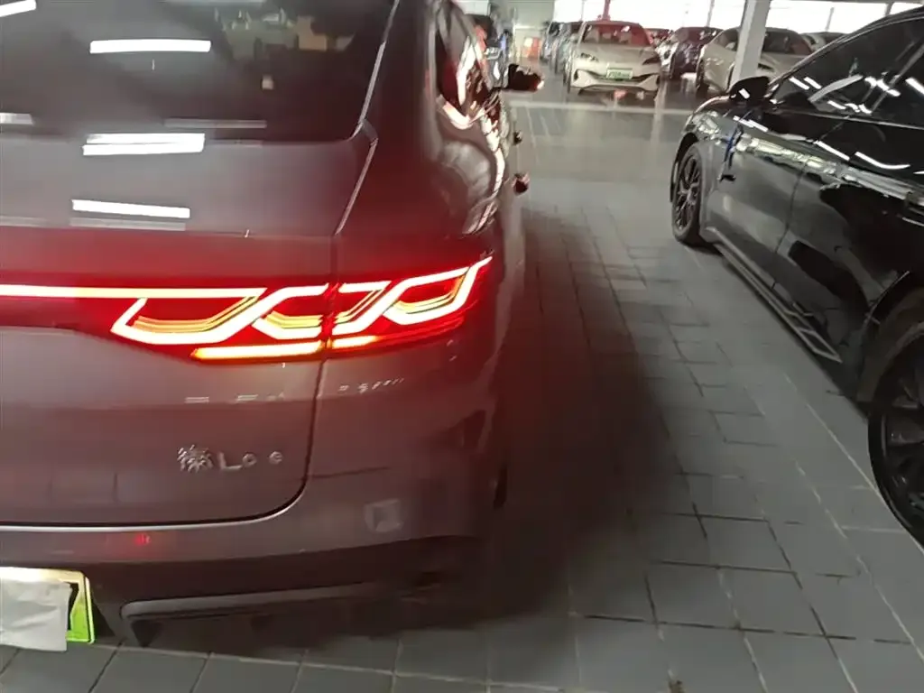 BYD Qin L — фото 4