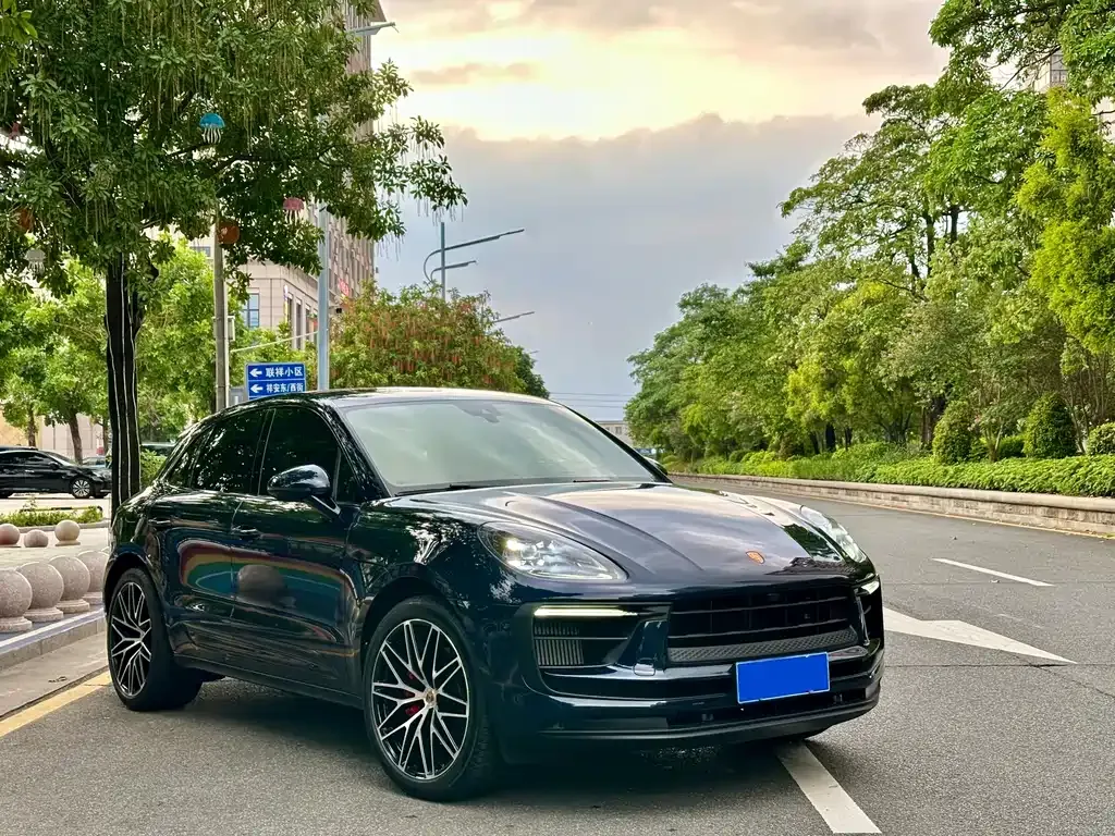 Porsche Macan — фото 1