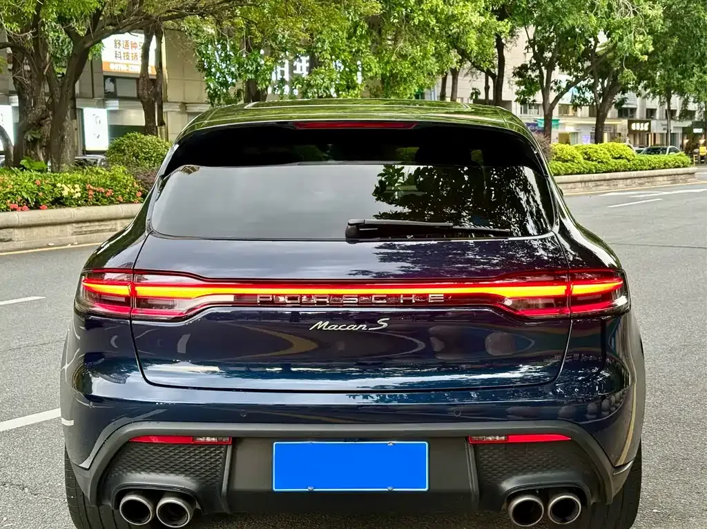 Porsche Macan — фото 9