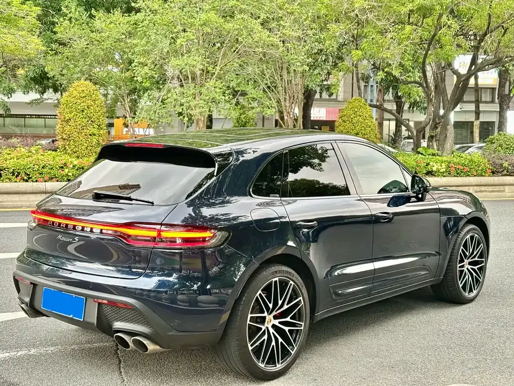 Porsche Macan — фото 7