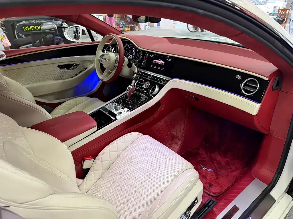 Bentley Continental 2022 из CN, фото 6
