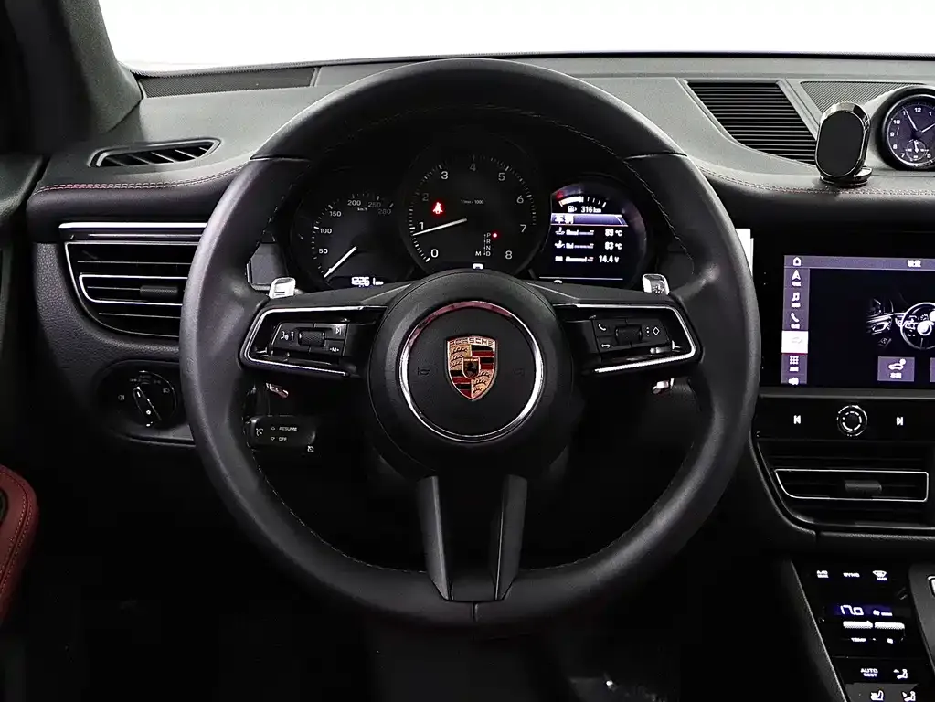 Porsche Macan — фото 9