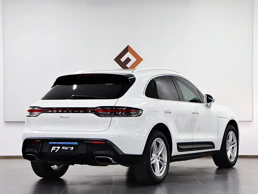 Porsche Macan — фото 3