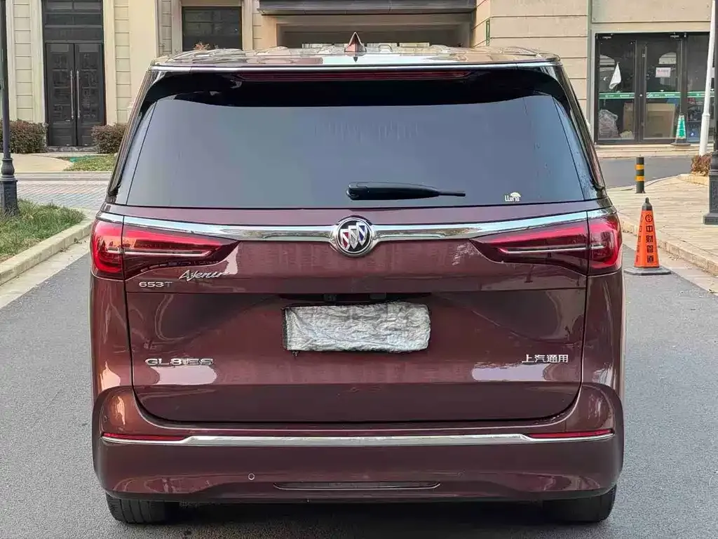 Buick GL8 2022 из CN, фото 6