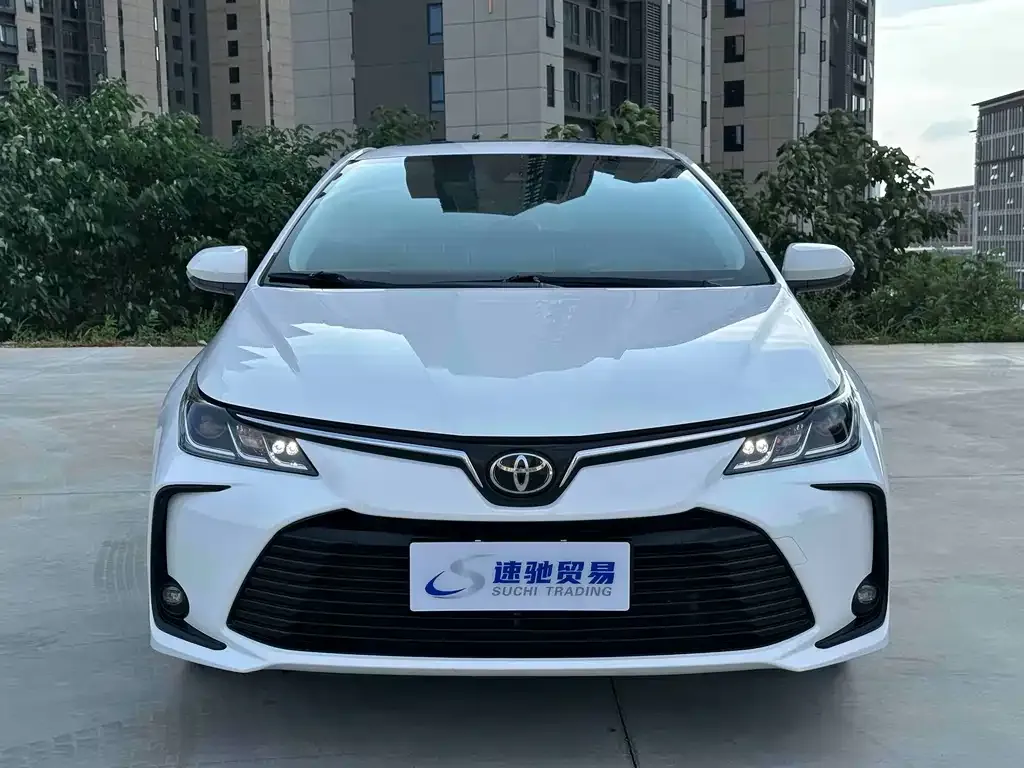 Toyota Corolla — фото 2