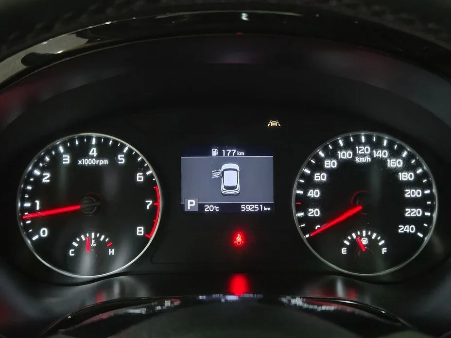 Kia Seltos 2022 из KR, фото 2