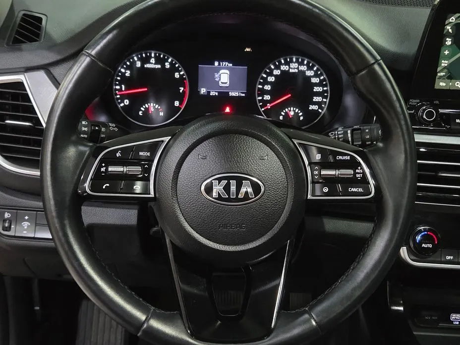 Kia Seltos 2022 из KR, фото 8