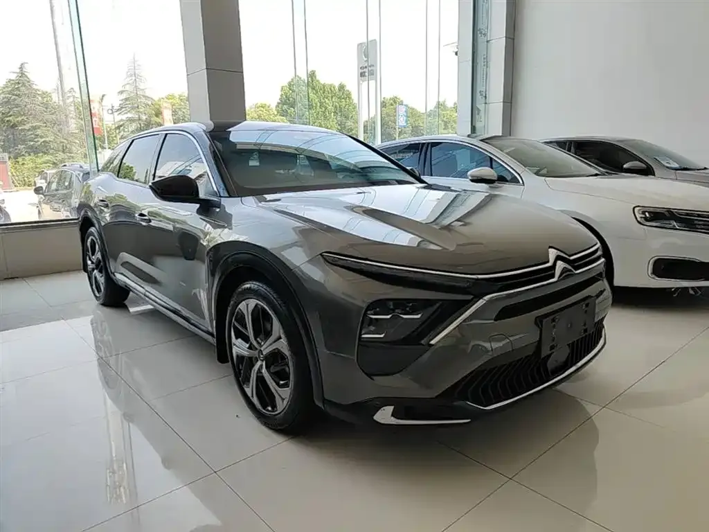 Citroen C5 X 2023 из CN, фото 3