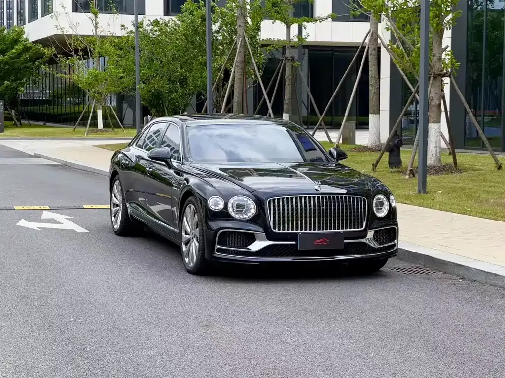 Bentley Flying Spur — фото 7