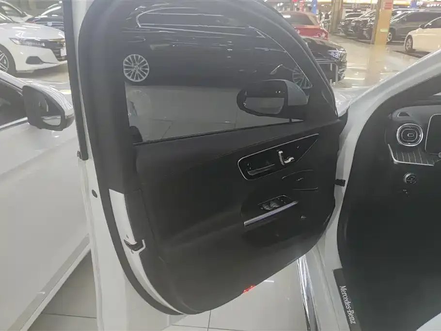 Mercedes-Benz C-Class 2023 из CN, фото 10
